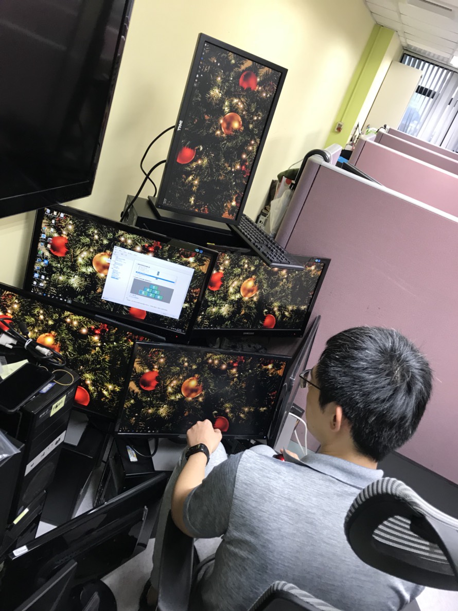 aligning the monitors